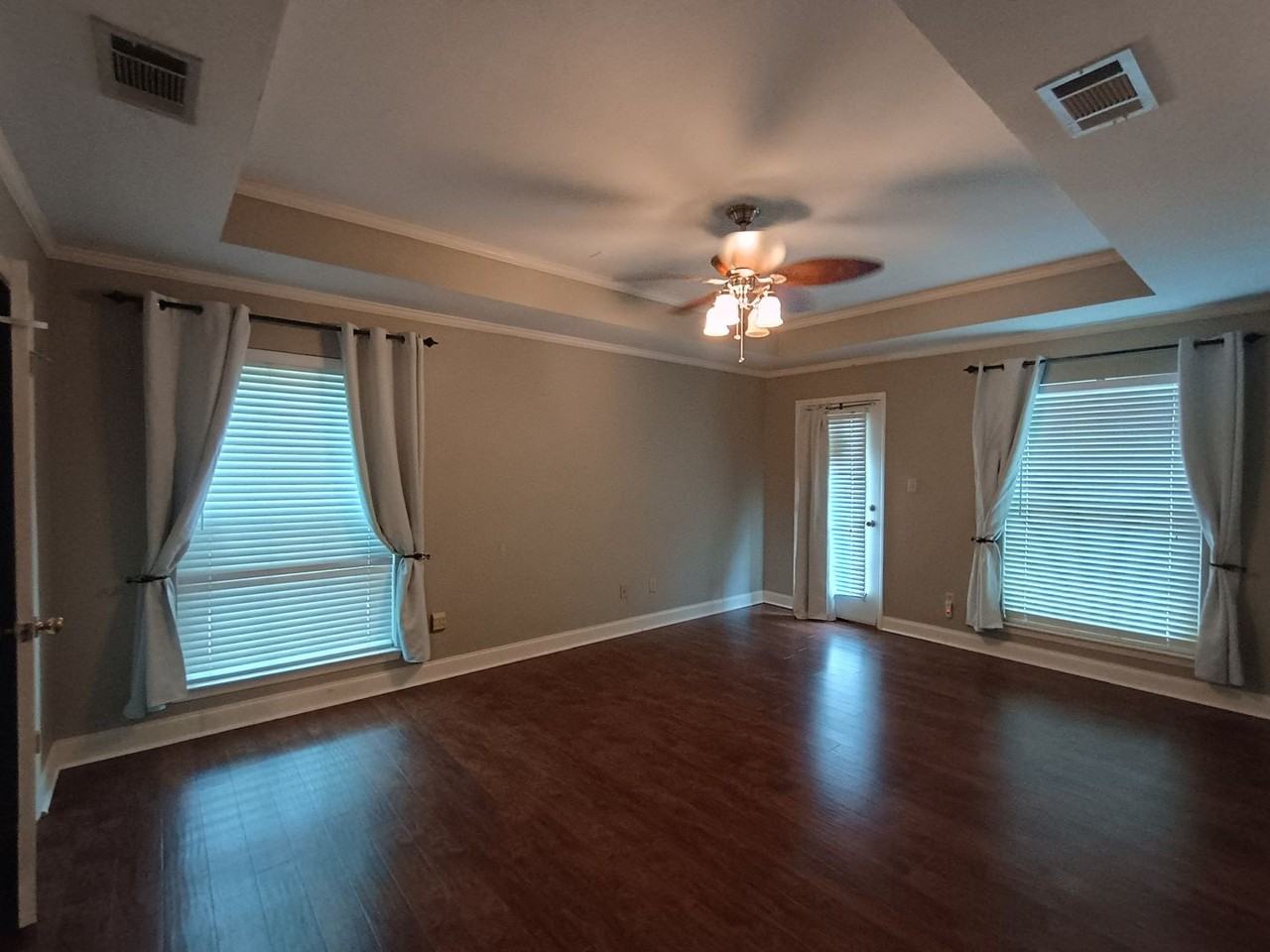 8500 Bluebonnet Blvd #24 - Photo 4 of 6