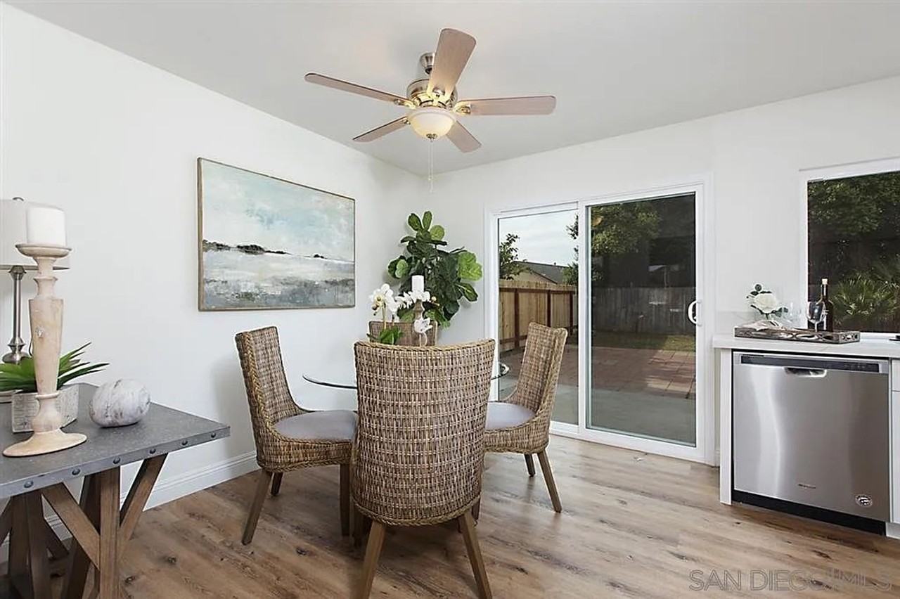 1512 Clavelita Pl - Photo 3 of 10