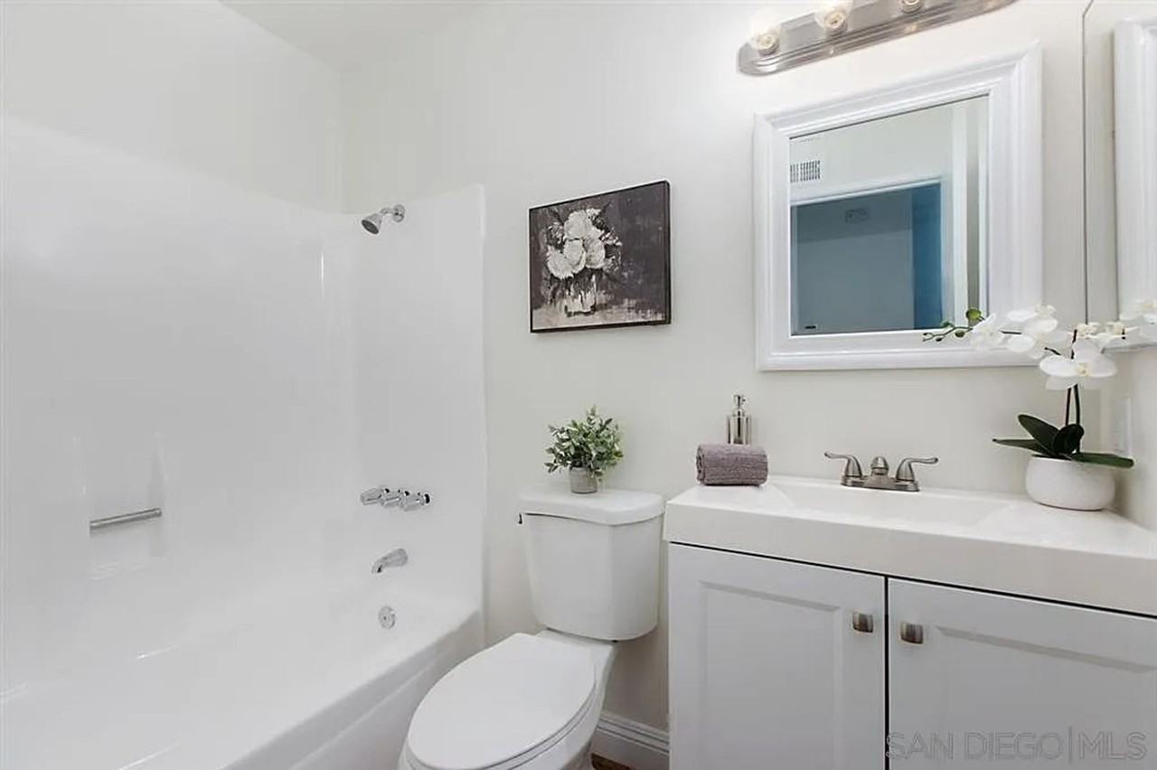 1512 Clavelita Pl - Photo 4 of 10