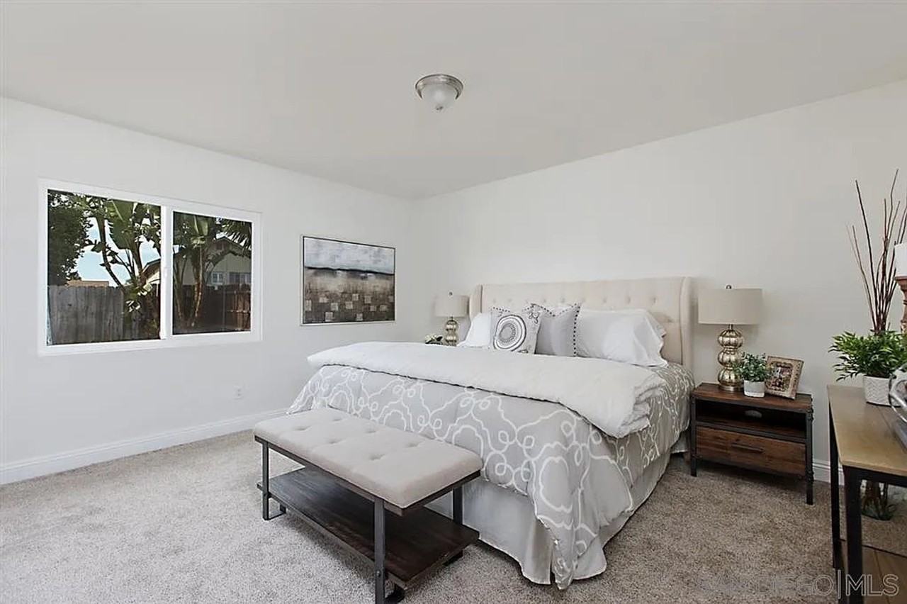 1512 Clavelita Pl - Photo 7 of 10
