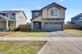 4748 Astronaut Ave Ne - Photo 1 of 1