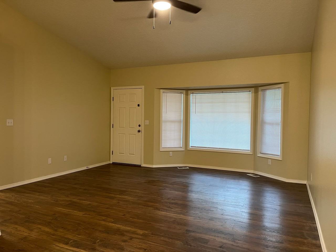 4845 Heath Way - Photo 3 of 19