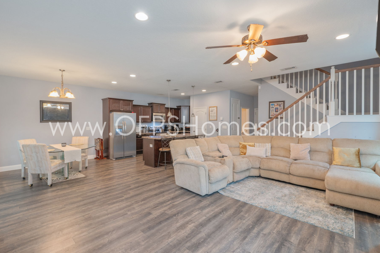 193 Johnson Ct - Photo 7 of 35