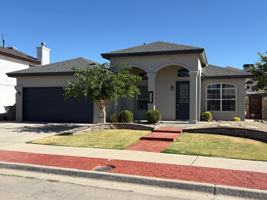 featured image of 12421 Paseo De Arco Ct