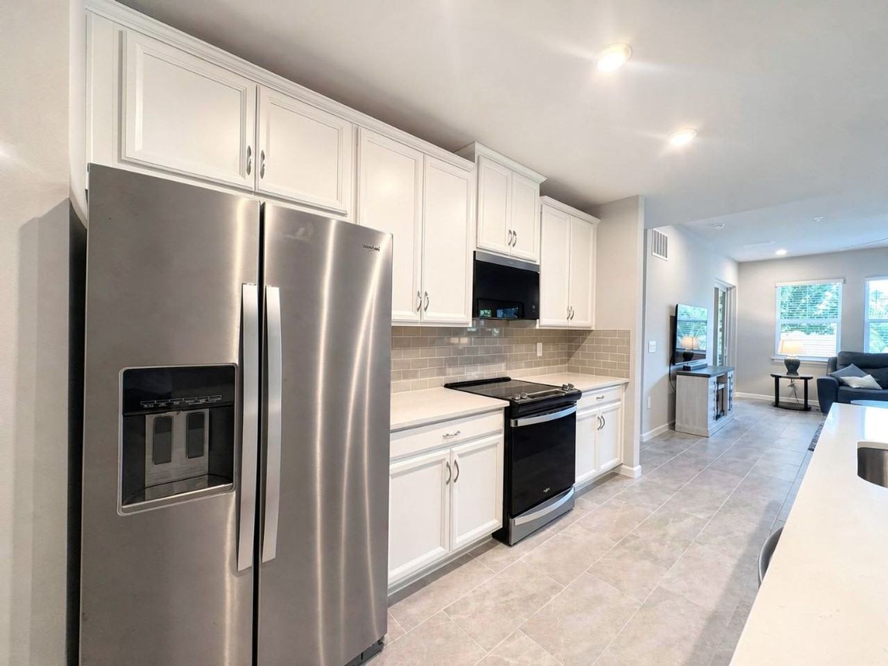 4660 Arboretum Cir #102 - Photo 2 of 29