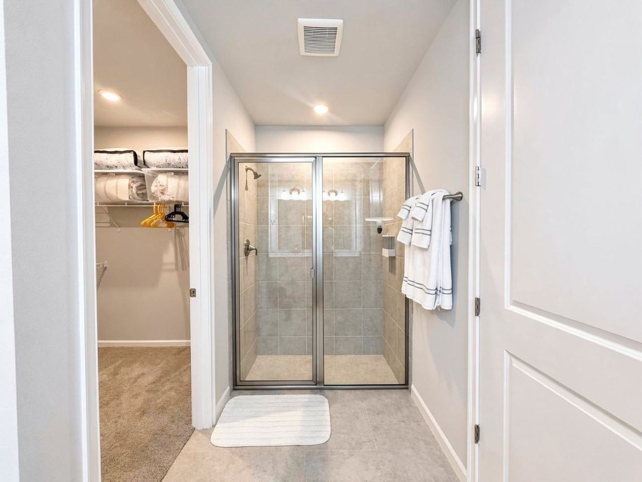 4660 Arboretum Cir #102 - Photo 5 of 29