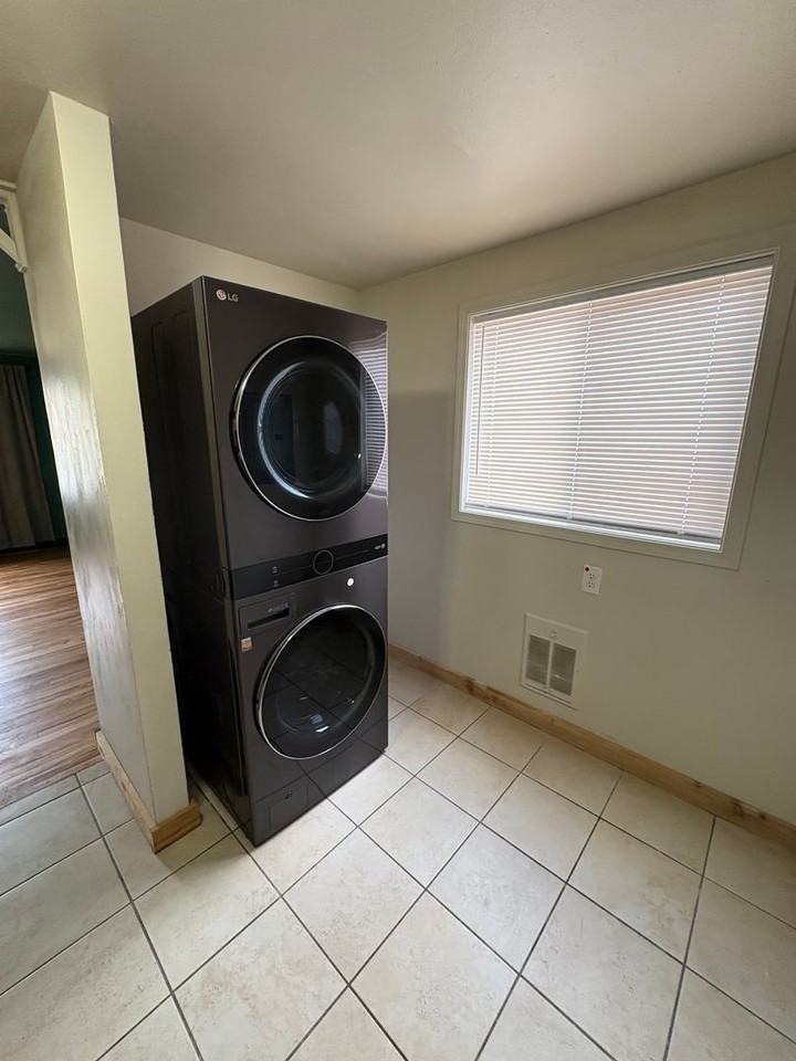 36 D St Ne - Photo 4 of 8
