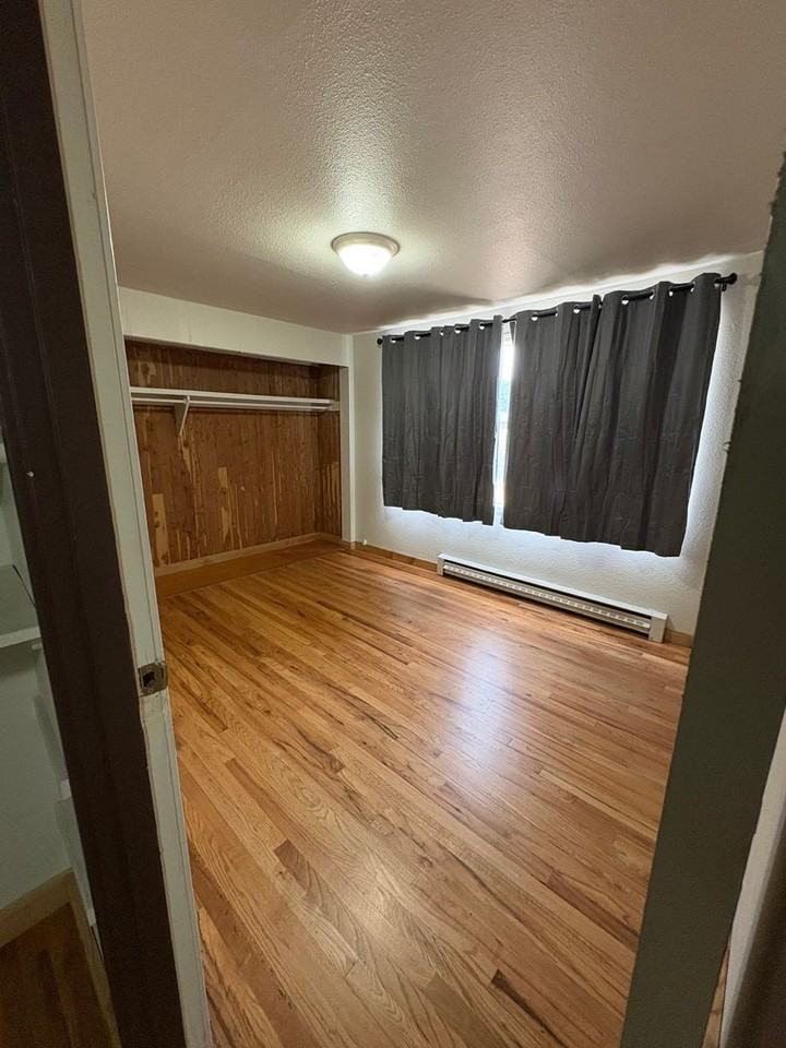36 D St Ne - Photo 5 of 8