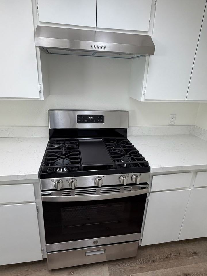 2337 N 10th Ave - Photo 5 of 19