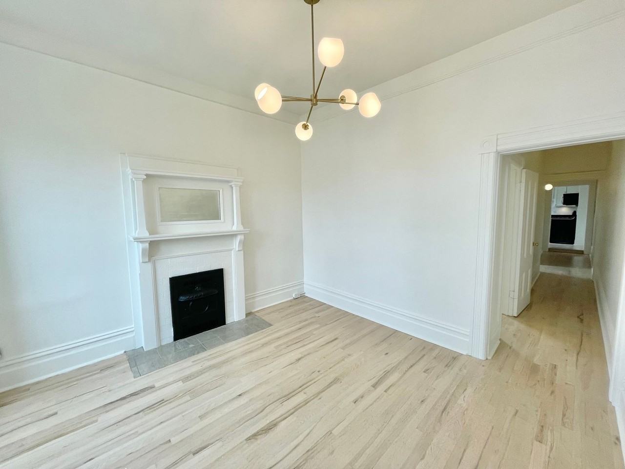 82 Alvarado St - Photo 2 of 25