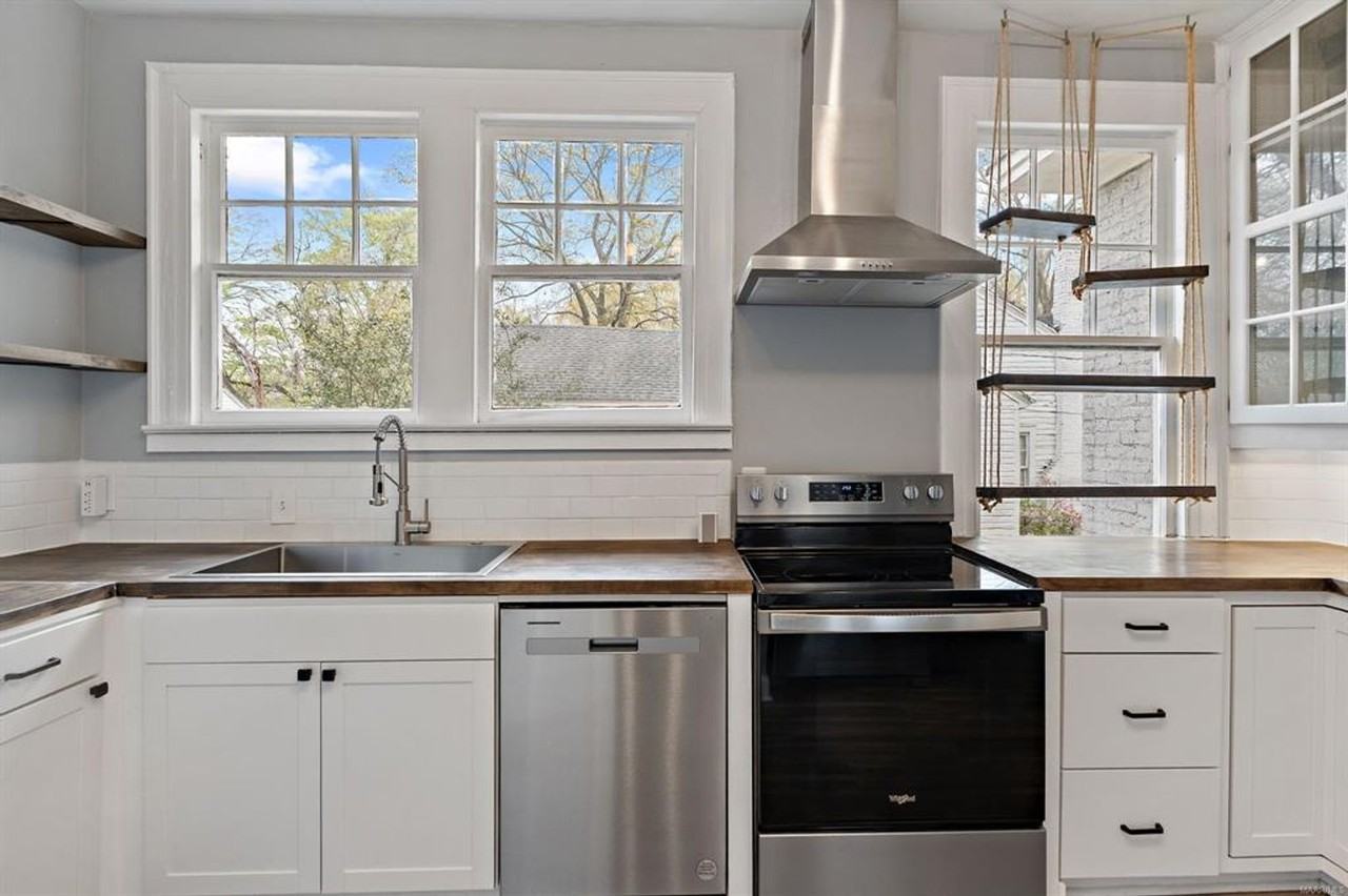 3244 Montezuma Rd - Photo 6 of 18