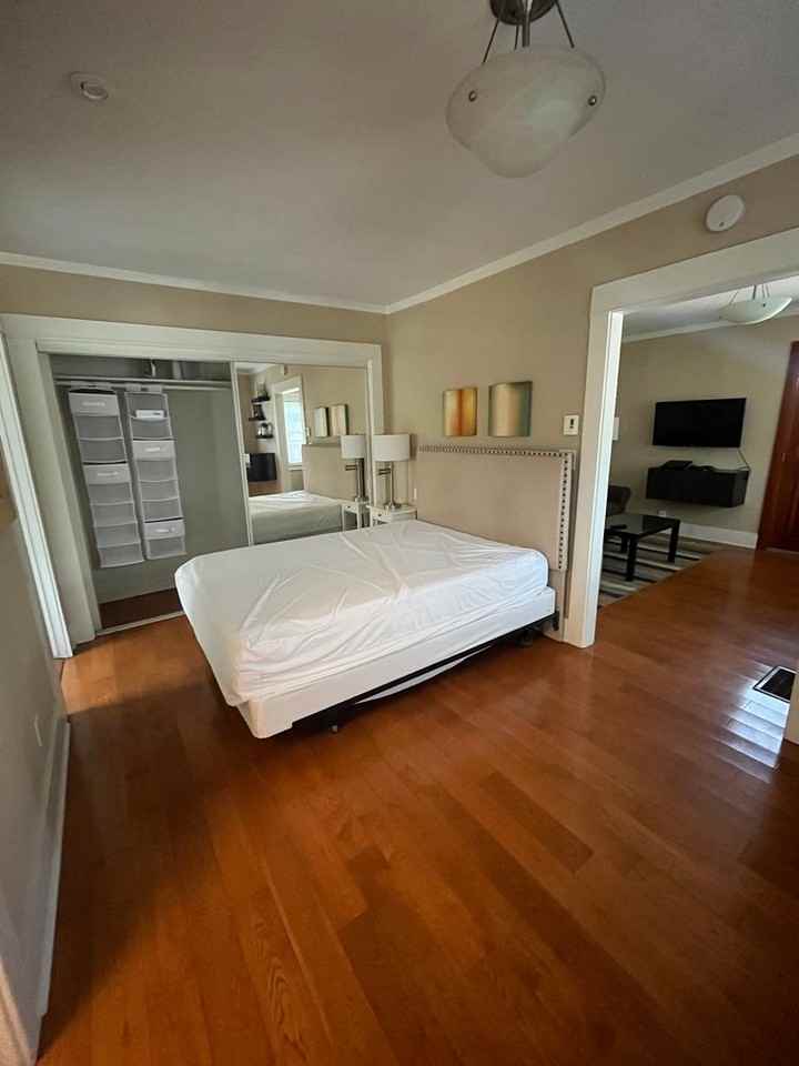 301-303 N Hudson Ave - Photo 7 of 21