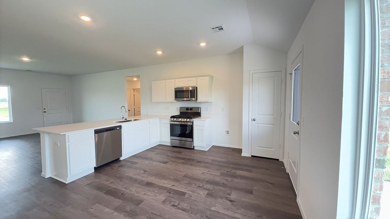 1604 1604 E Gary Street - Photo 5 of 19