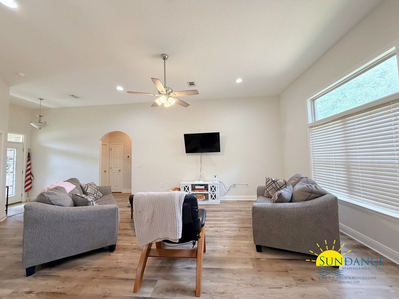 418 Westminster Rd - Photo 7 of 23