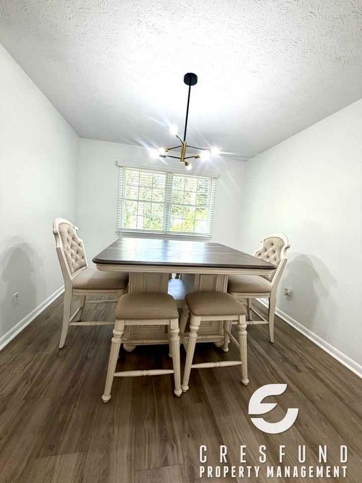 1066 Strickland Bridge Rd - Photo 5 of 24