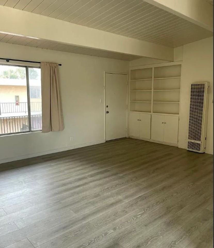712 S G St - Photo 2 of 15
