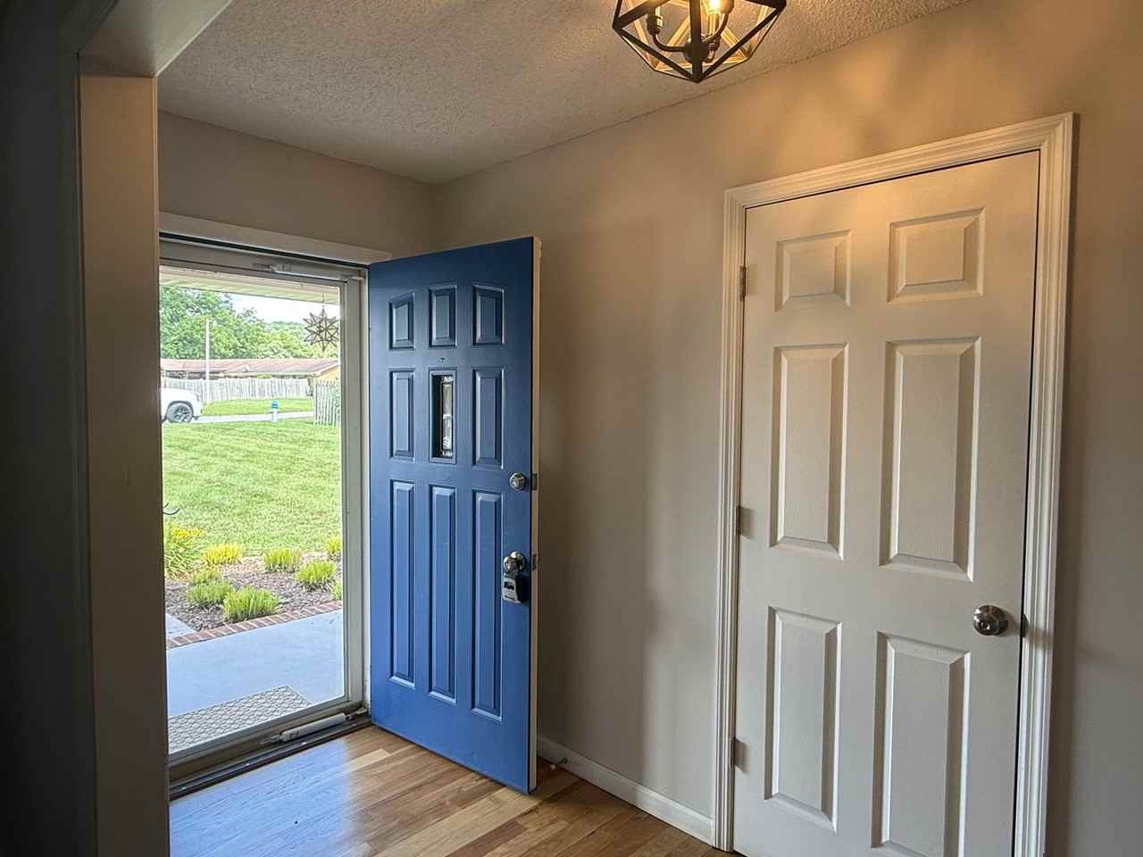 4103 Aztec Dr - Photo 4 of 38