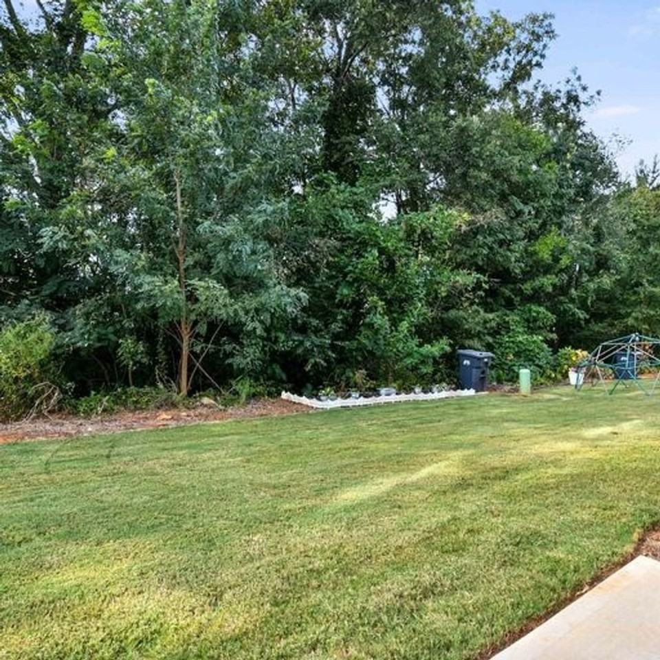 403 Hampton Townes Dr - Photo 3 of 22