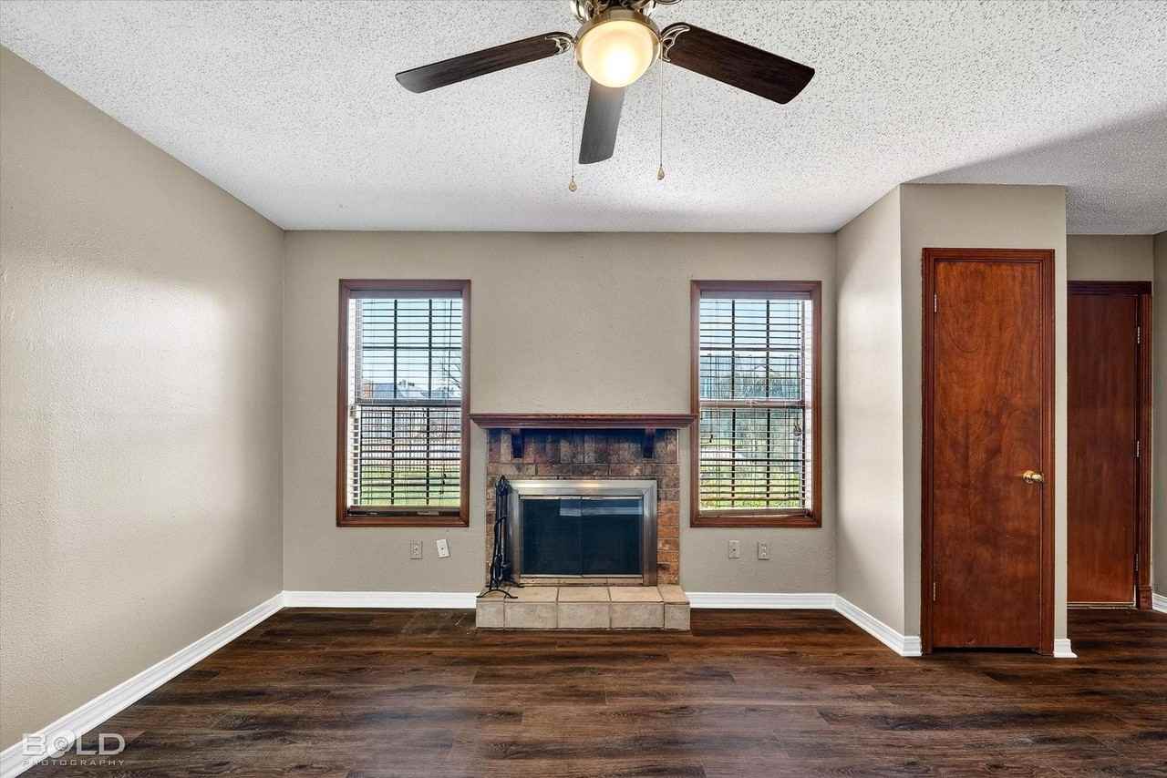 9993 Smugglers Cove Ln - Photo 7 of 26