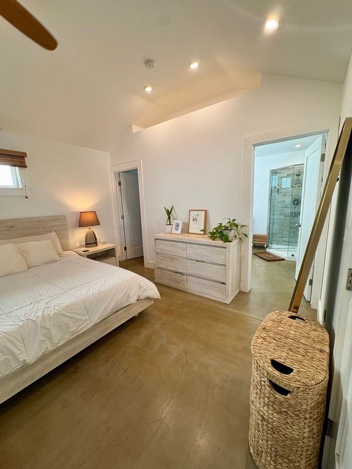 239 Elder Ave - Photo 7 of 17