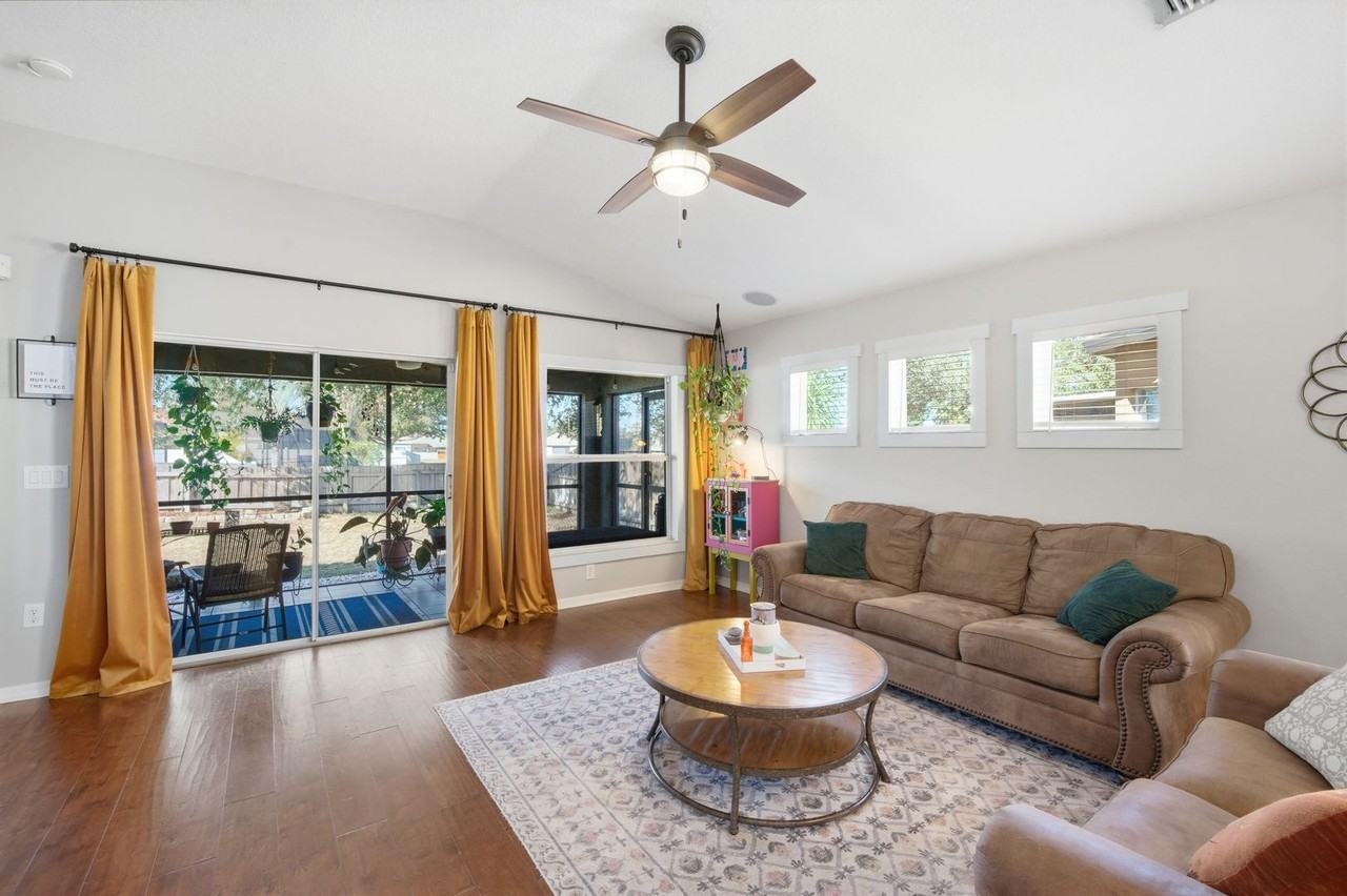 6808 Cambridge Park Dr - Photo 3 of 12
