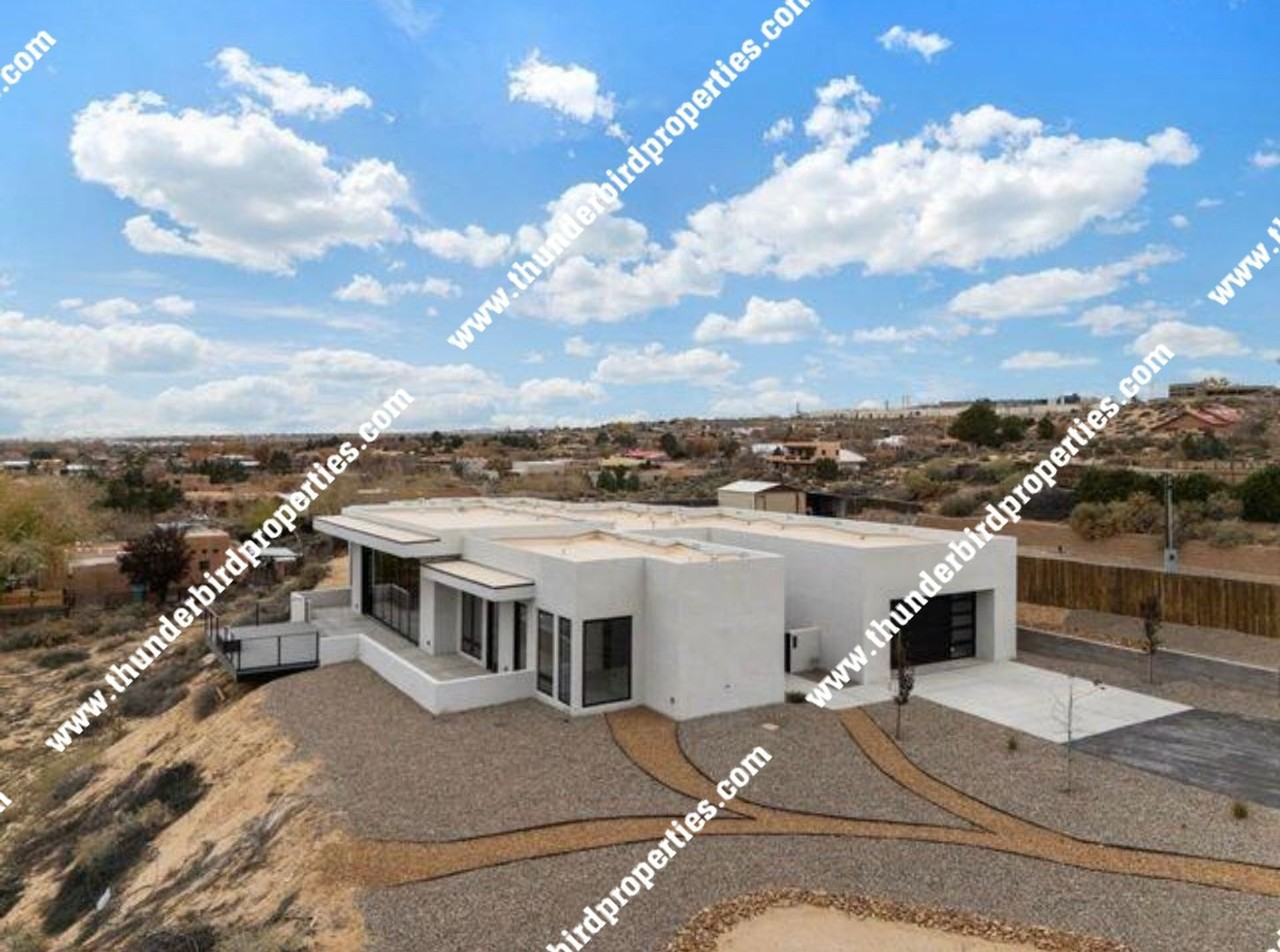 1215 Coronado Rd - Photo 7 of 29