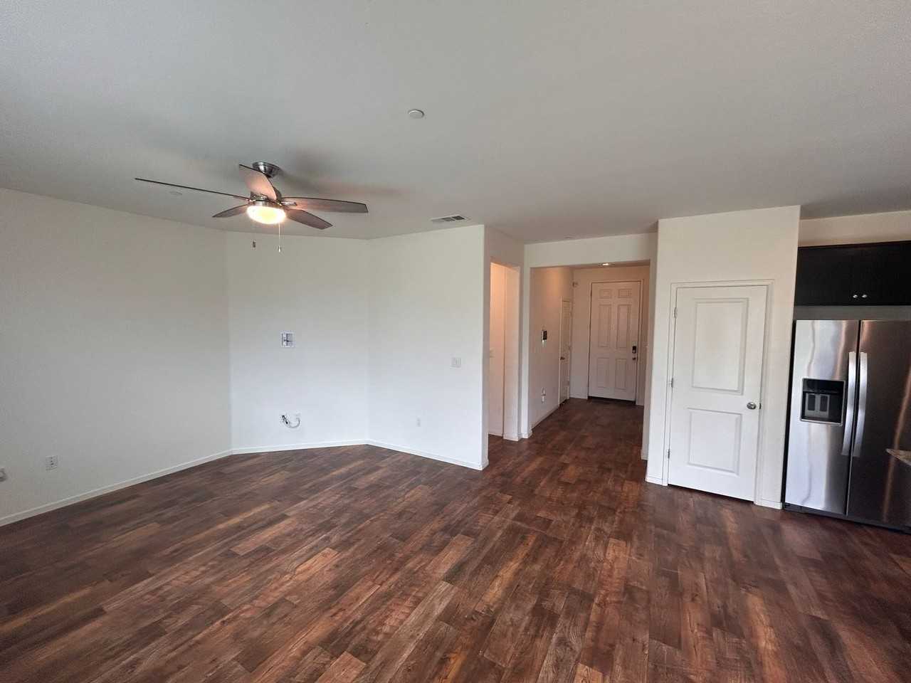 1296 Sparrow Dr - Photo 7 of 21
