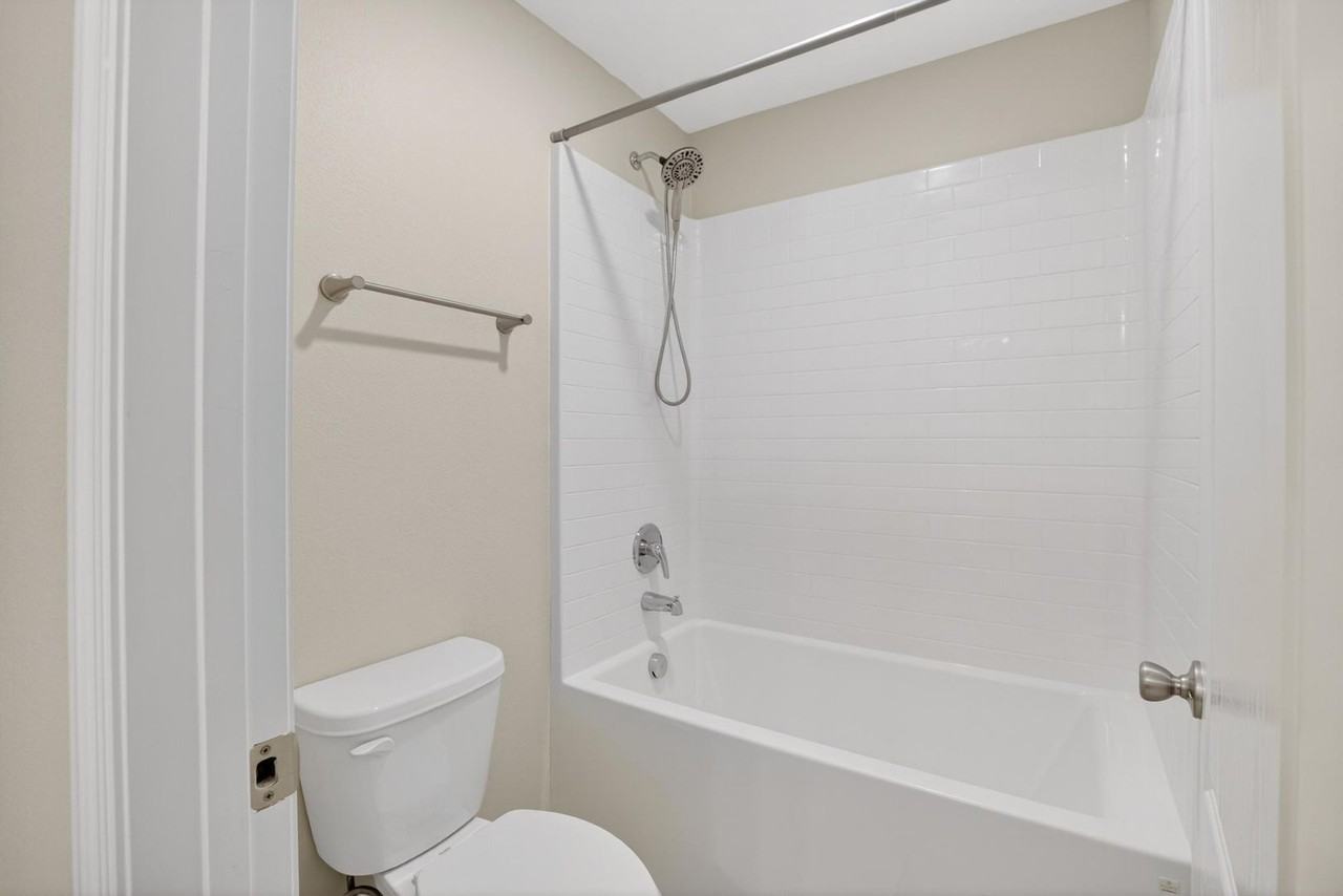 4718 Spatter Dock St - Photo 2 of 50