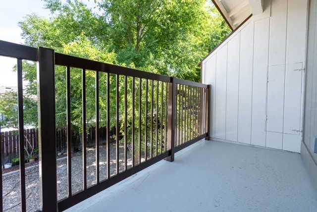 1116 L St #D - Photo 2 of 8