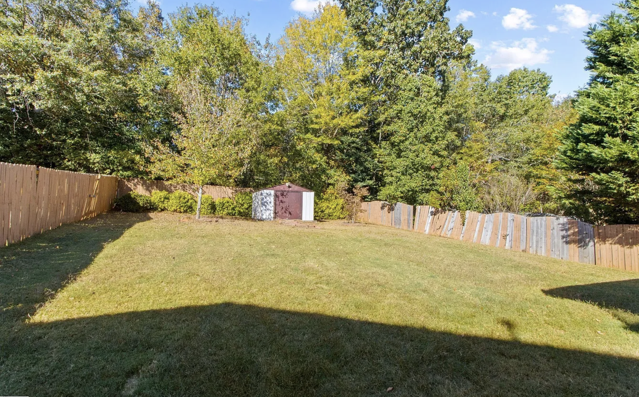 27 Border Ave #NA - Photo 4 of 4