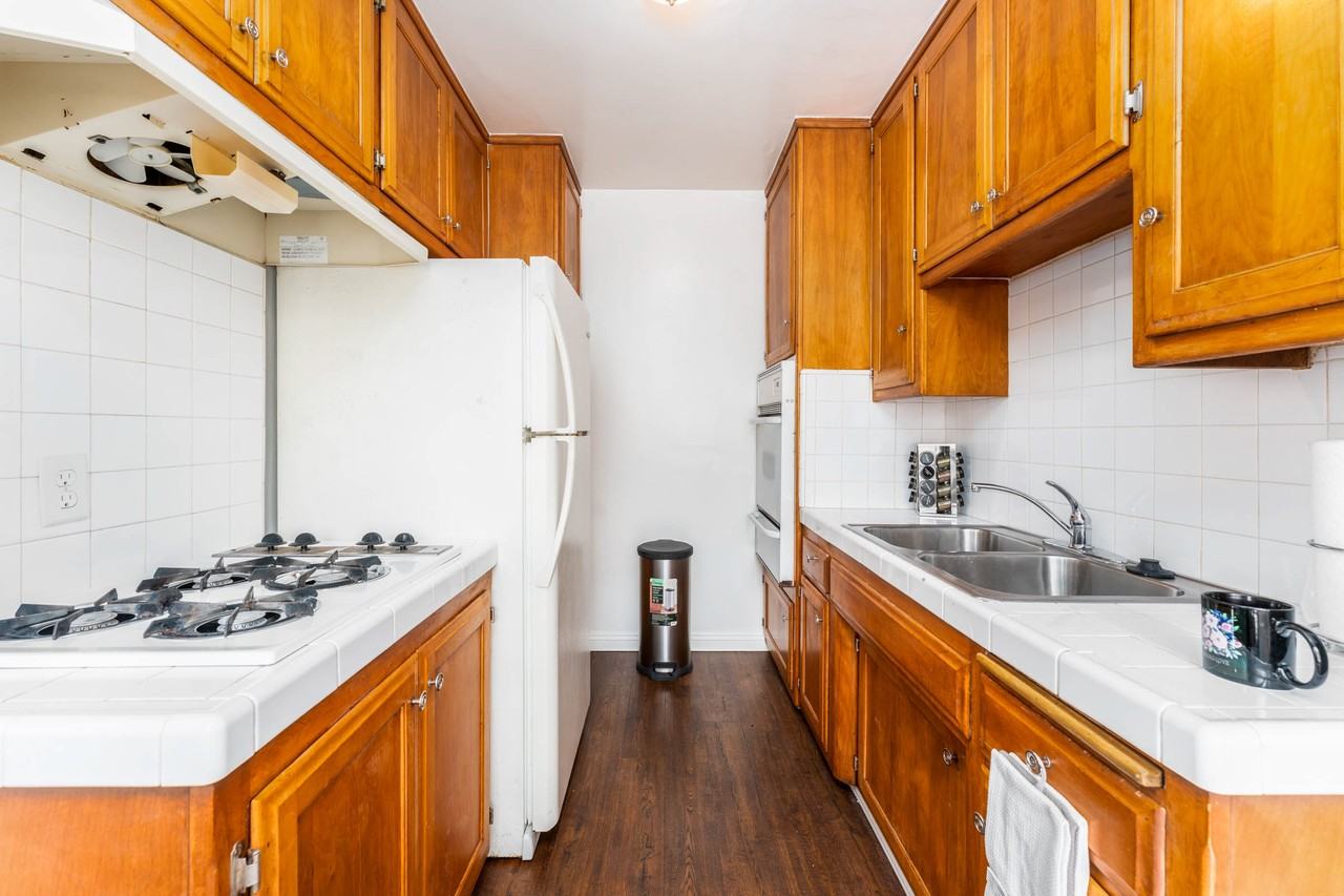 545 East 97th Street #2 - Photo 2 of 19