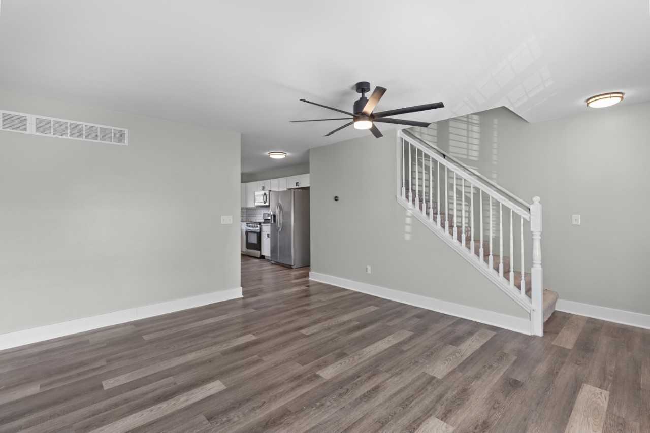 230 Diekamp Ln - Photo 5 of 18