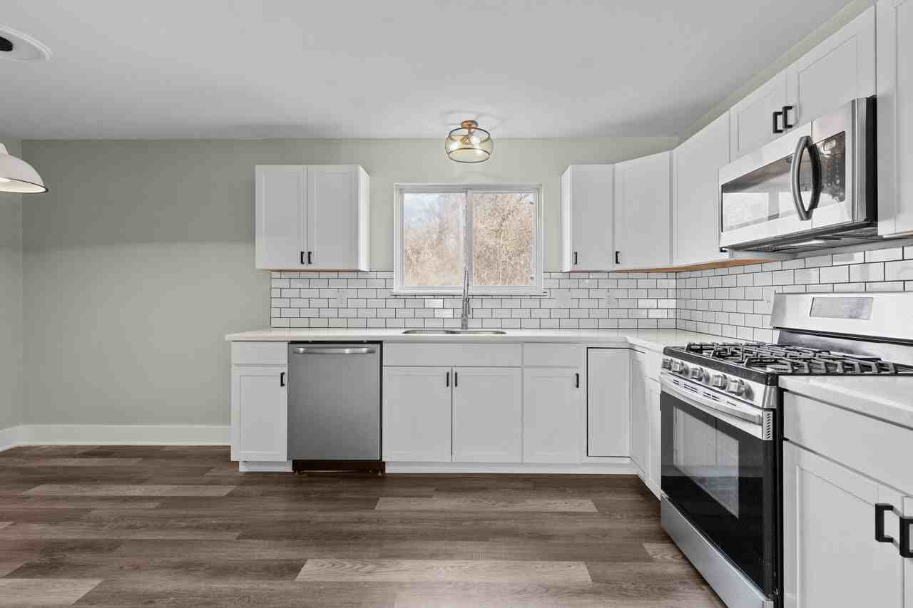 230 Diekamp Ln - Photo 6 of 18