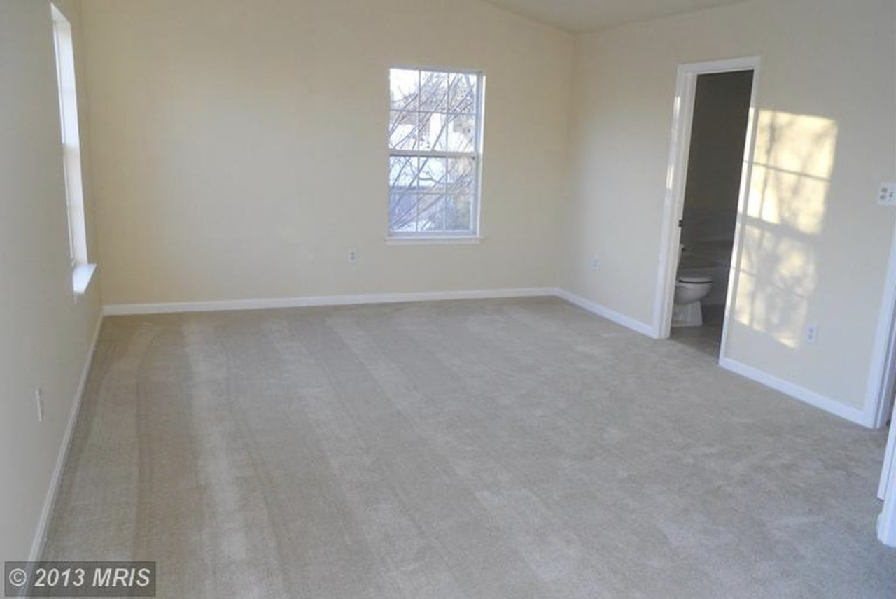 121 Whitestone Way - Photo 7 of 9