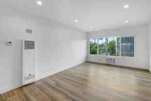 7941 Selma - Photo 1 of 1