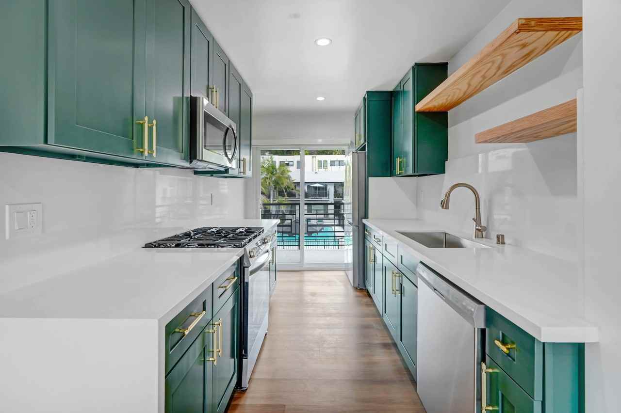 7941 Selma - Photo 4 of 8