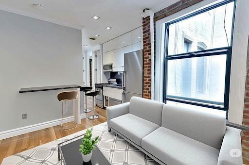 410 E 13th St #4B - Photo 4 of 7
