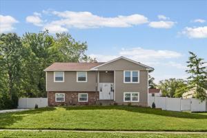 featured image of 927 Edgemoor Rd #1