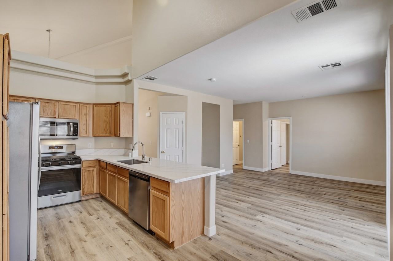 2227 Buffalo Run Ave #1 - Photo 7 of 43