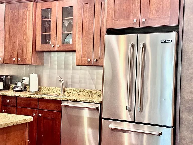 1018 South May Street #A - Photo 6 of 17