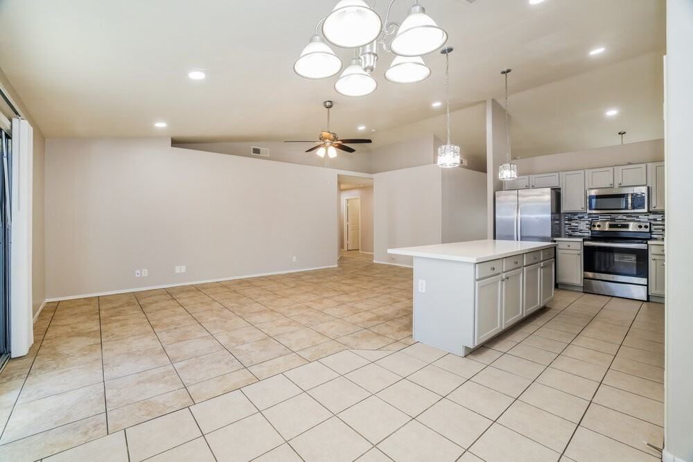 2904 W Sunland Ave - Photo 4 of 16