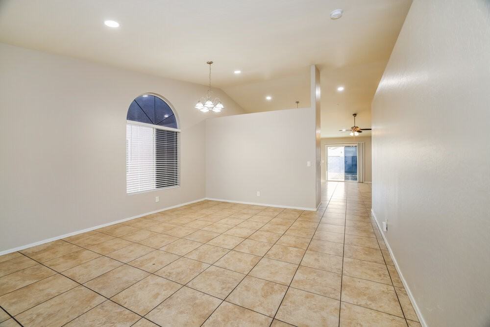2904 W Sunland Ave - Photo 5 of 16