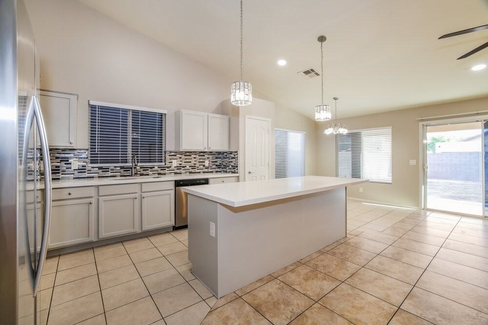 2904 W Sunland Ave - Photo 6 of 16