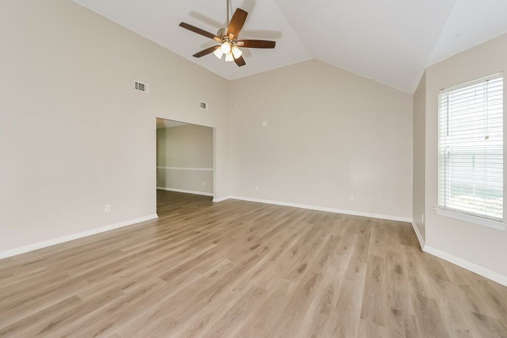 4710 Millenium View Ct - Photo 4 of 17