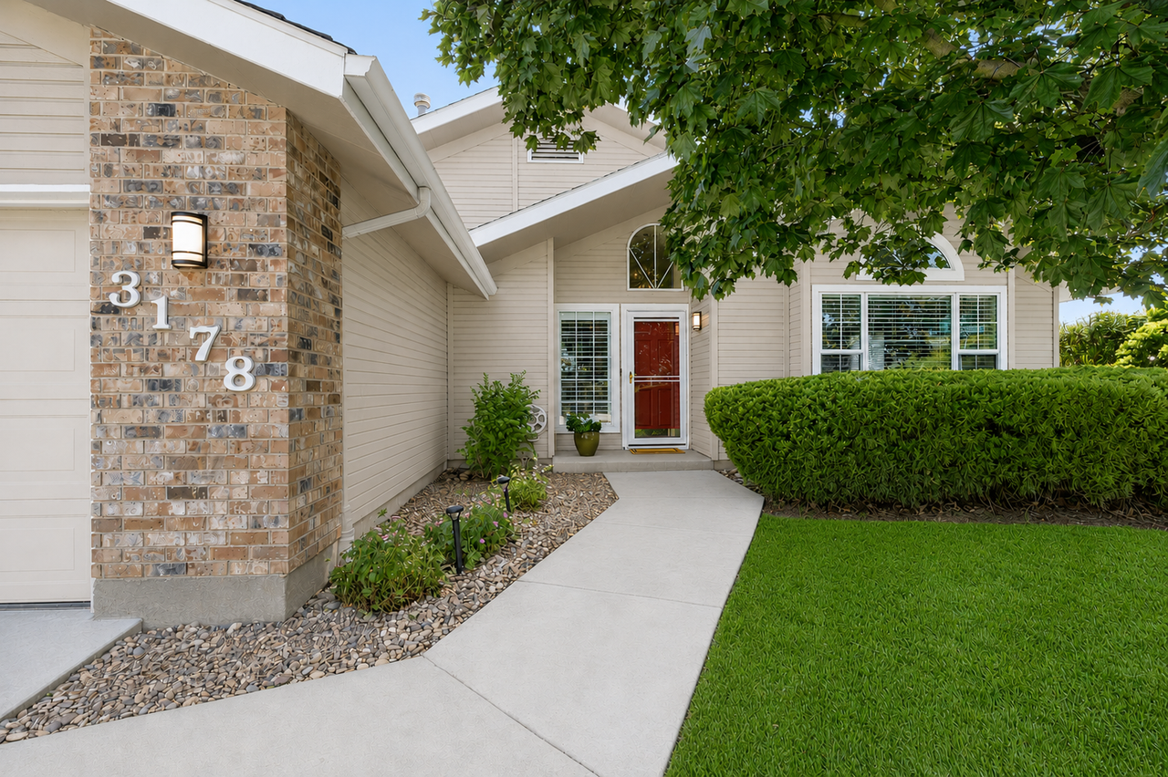 3178 S Crossfield Way #1 - Photo 3 of 31