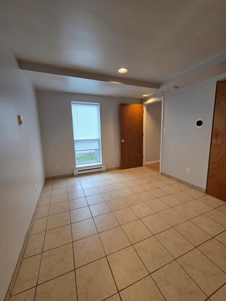 9962 Chateau Roi Ct #1 - Photo 3 of 13