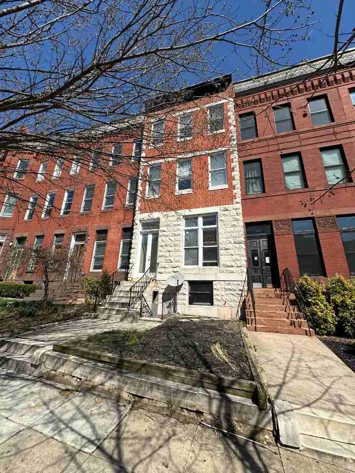 2215 Eutaw Pl - Photo 2 of 3