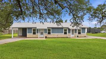 featured image of 102 Rose Dr #B