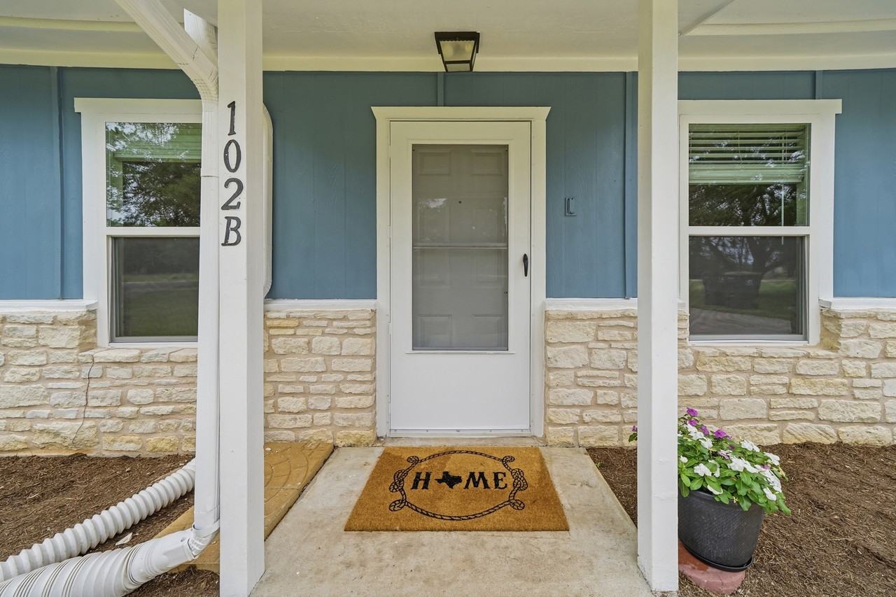 102 Rose Dr #B - Photo 3 of 24