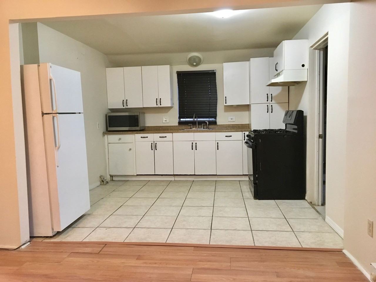 3503 Sollers Point Rd - Photo 7 of 24